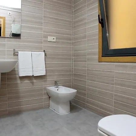 ゲストハウス Alojamiento Caldas De Reis カルダス・デ・レイス