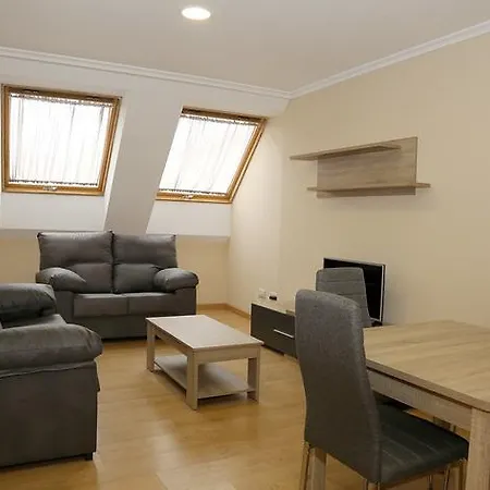 ゲストハウス Alojamiento Caldas De Reis 3*